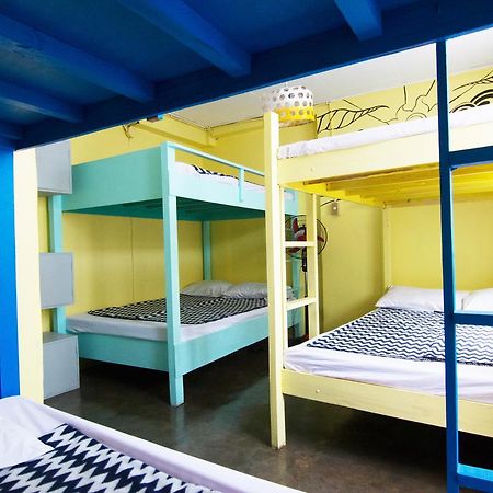 Go Surfari House Hostel บาแลร์ ภายนอก รูปภาพ